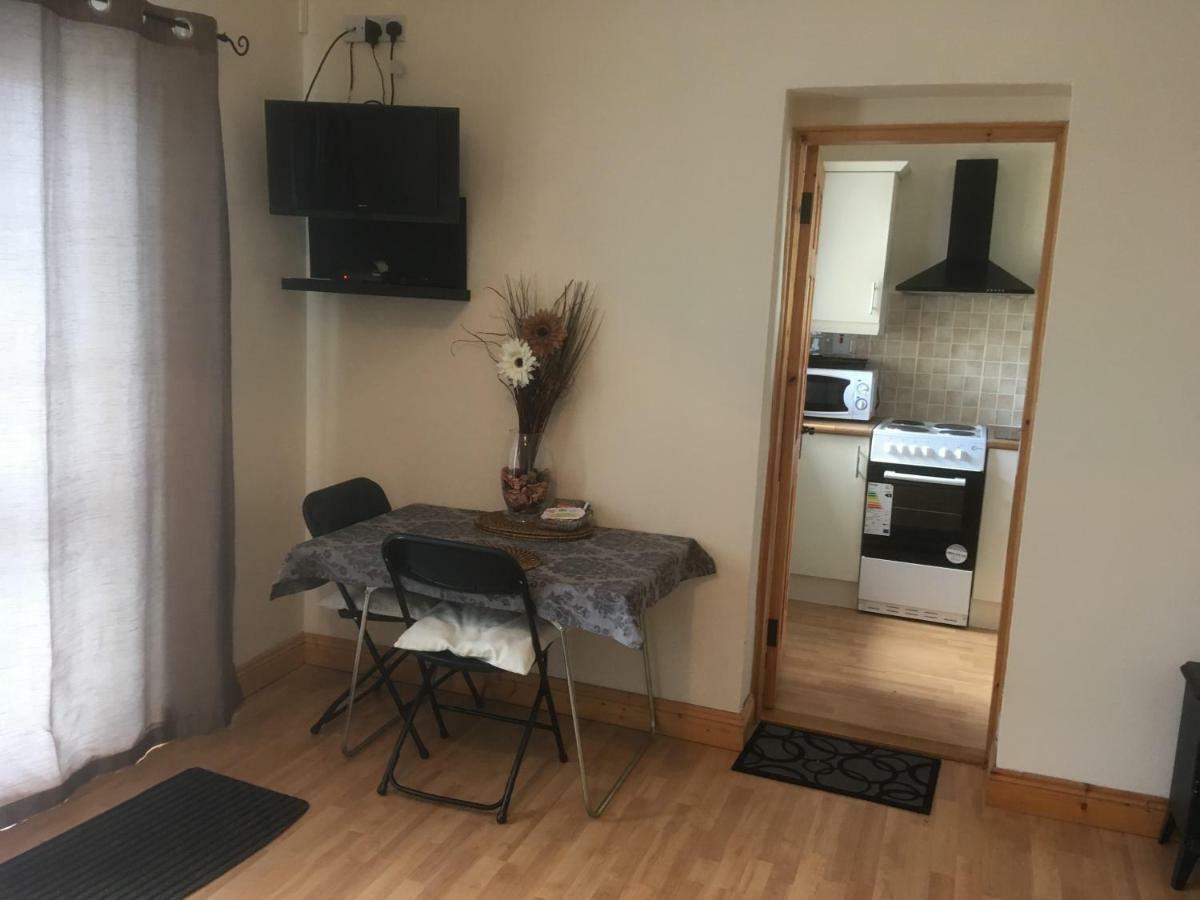 Baurleigh Studio Apartment P72F340 Lissaphooca Cross Roads Exterior photo